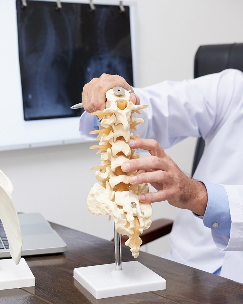 Diagnóstico de hérnia de disco com ortopedista em Florianópolis São José SC